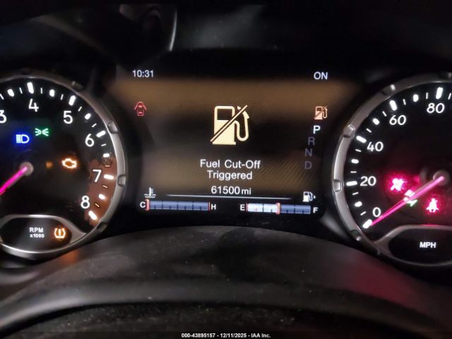 Jeep Renegade Latitude 4x4 Image 9