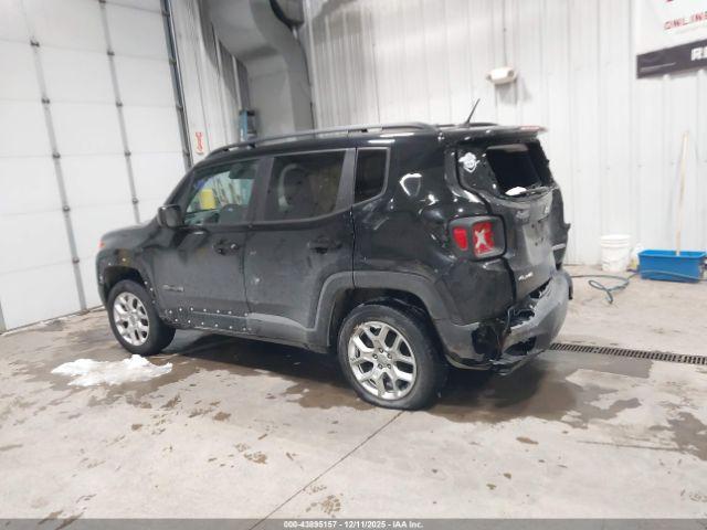 Jeep Renegade Latitude 4x4 Image 10