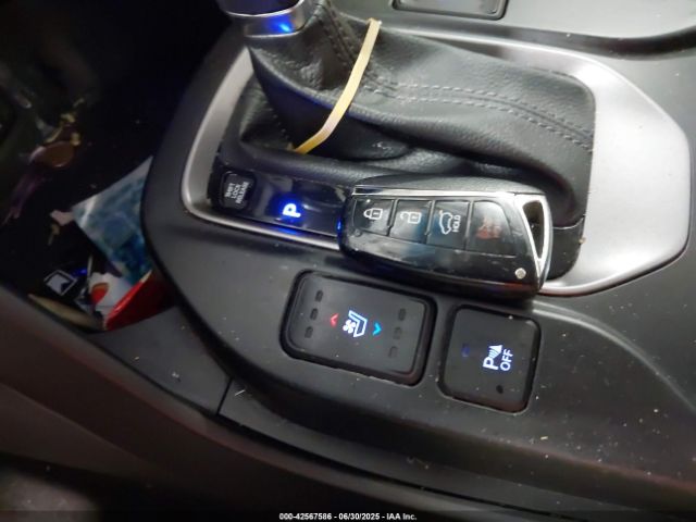 Hyundai SANTA FE 2.0l Turbo Image 17