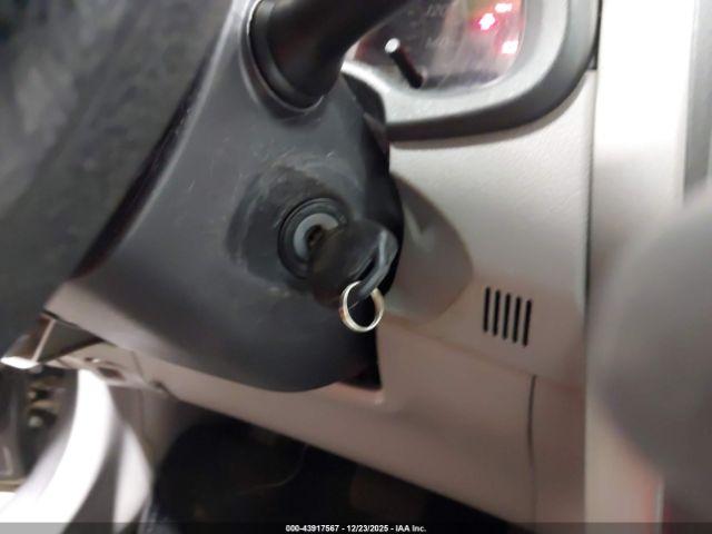 Toyota Corolla Le Image 11