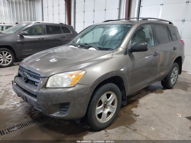 Toyota RAV4 Base V6 Image 2