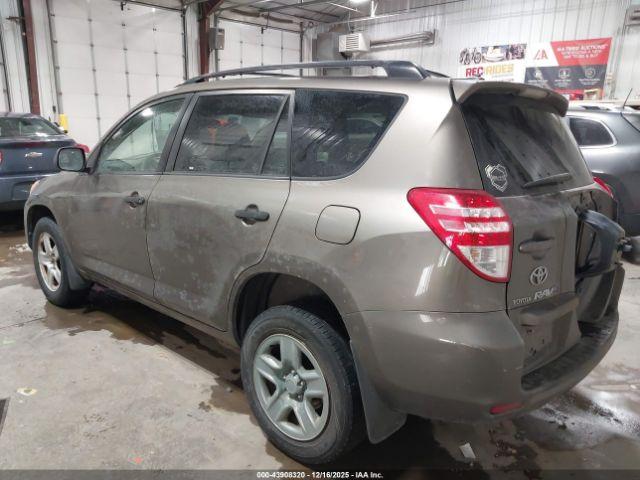 Toyota RAV4 Base V6 Image 3