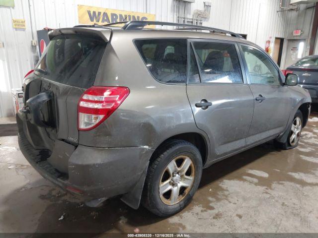 Toyota RAV4 Base V6 Image 4