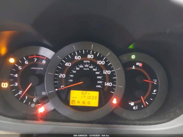 Toyota RAV4 Base V6 Image 12