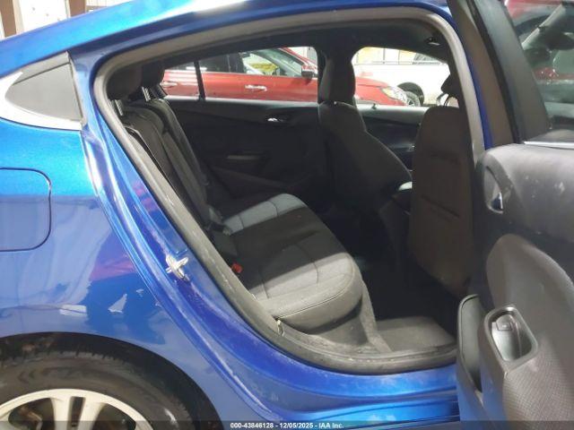 Chevrolet Cruze Lt Auto Image 16