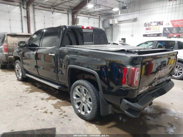 GMC Sierra 1500 Denali Image 3