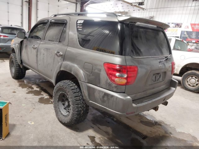 Toyota Sequoia Limited V8 Image 3