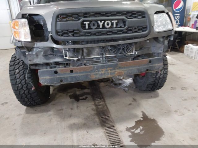 Toyota Sequoia Limited V8 Image 13