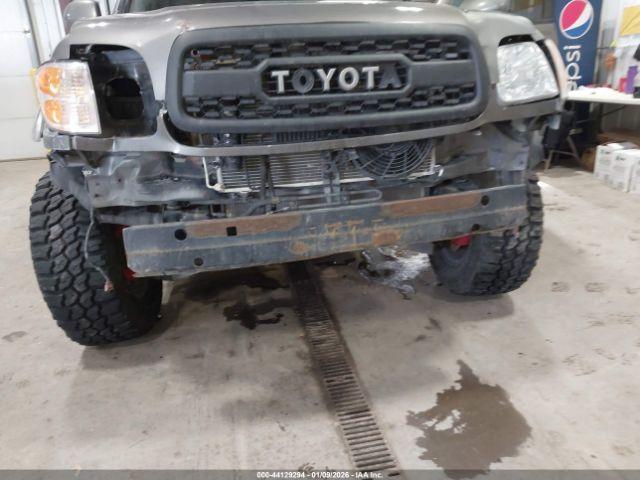 Toyota Sequoia Limited V8 Image 13