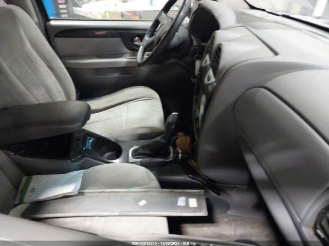 GMC Envoy Sle Image 9