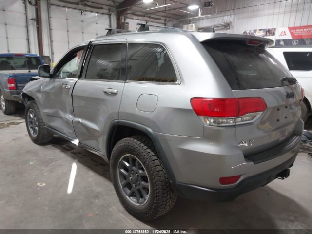 Jeep Grand Cherokee Laredo Image 3