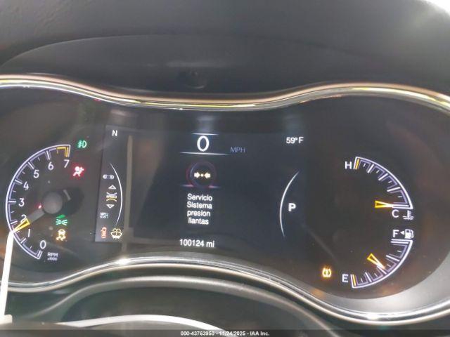 Jeep Grand Cherokee Laredo Image 14