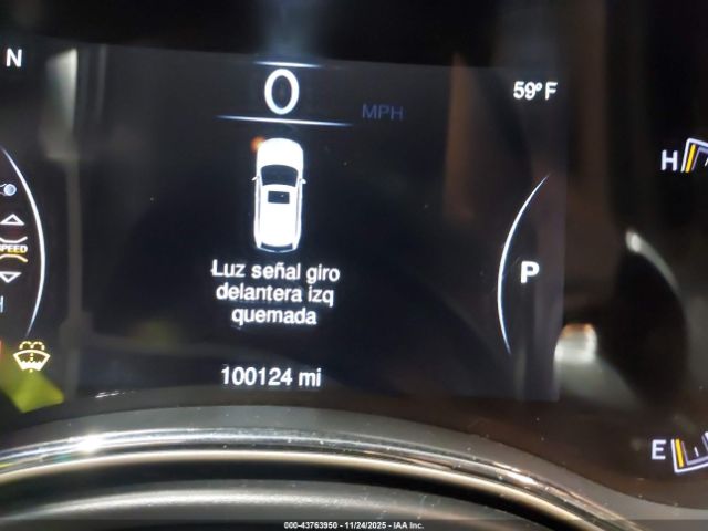 Jeep Grand Cherokee Laredo Image 13