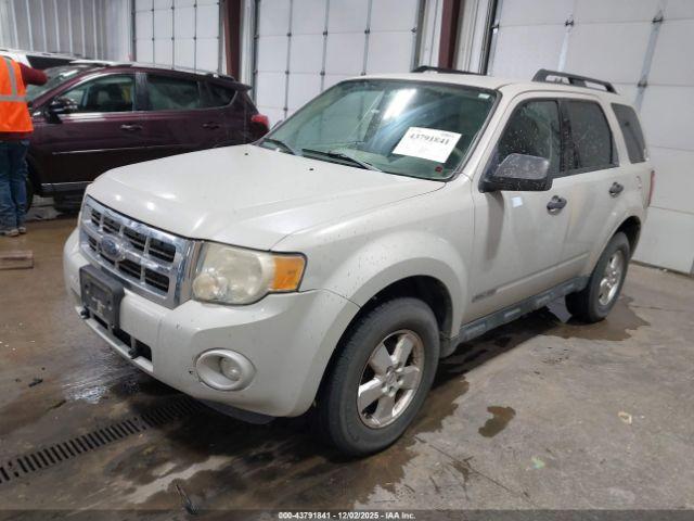 Ford Escape Xlt Image 10