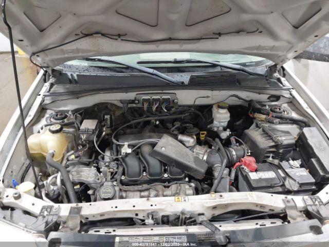 Ford Escape Xlt Image 3