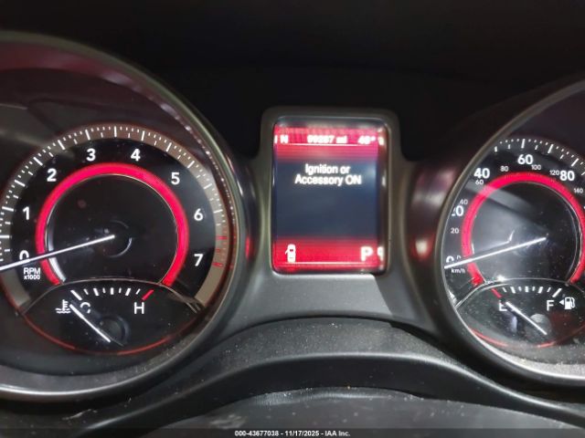 Dodge Journey Crossroad Awd Image 3