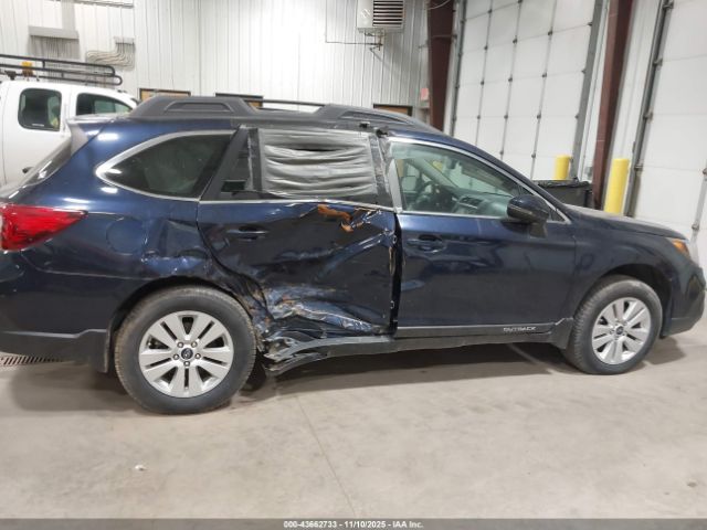 Subaru Outback 2.5i Premium Image 10