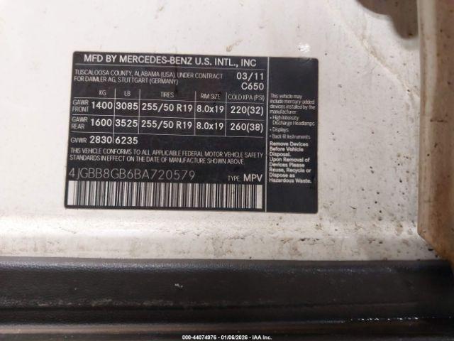 Mercedes-Benz M-Class 4matic Image 6