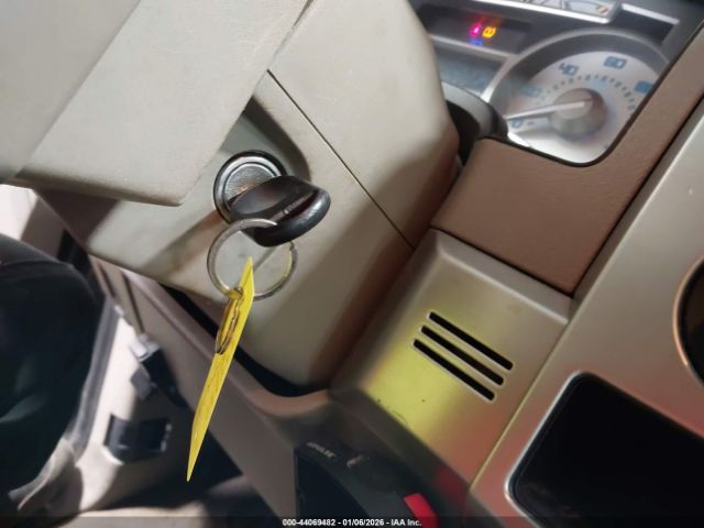 Ford F-150 Platinum Image 8