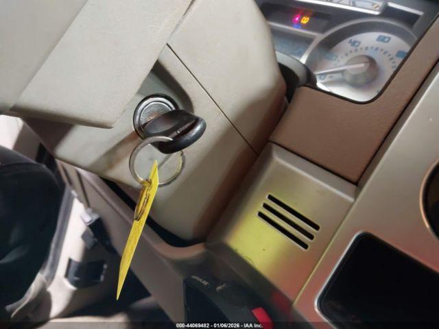 Ford F-150 Platinum Image 8