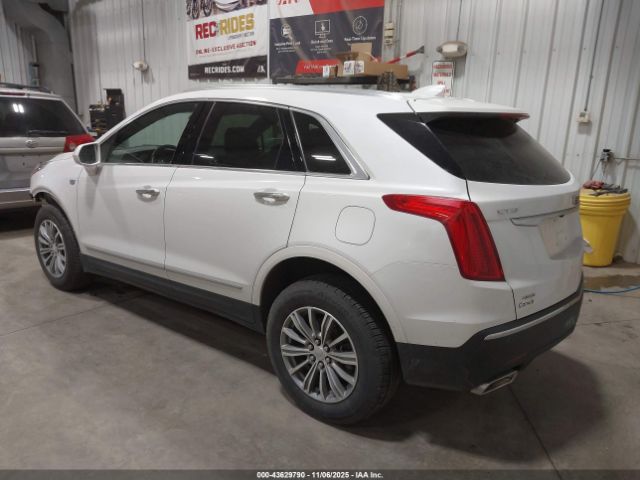 Cadillac XT5 Luxury Image 3
