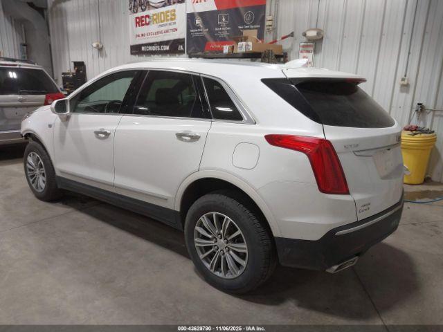 Cadillac XT5 Luxury Image 3