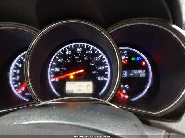 Nissan Murano Sv Image 9