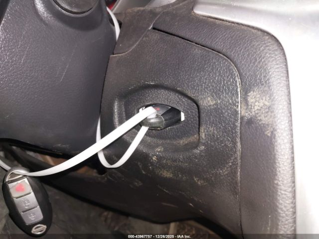 Nissan Murano Sv Image 10