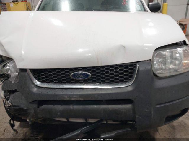 Ford Escape Xlt Image 5