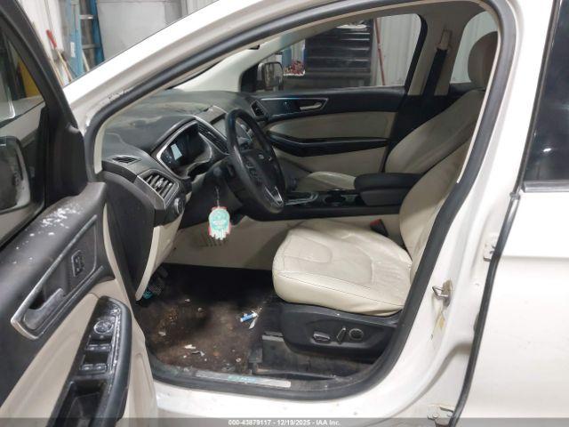 Ford Edge Titanium Image 13