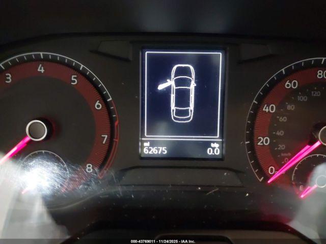 Volkswagen Jetta Image 16